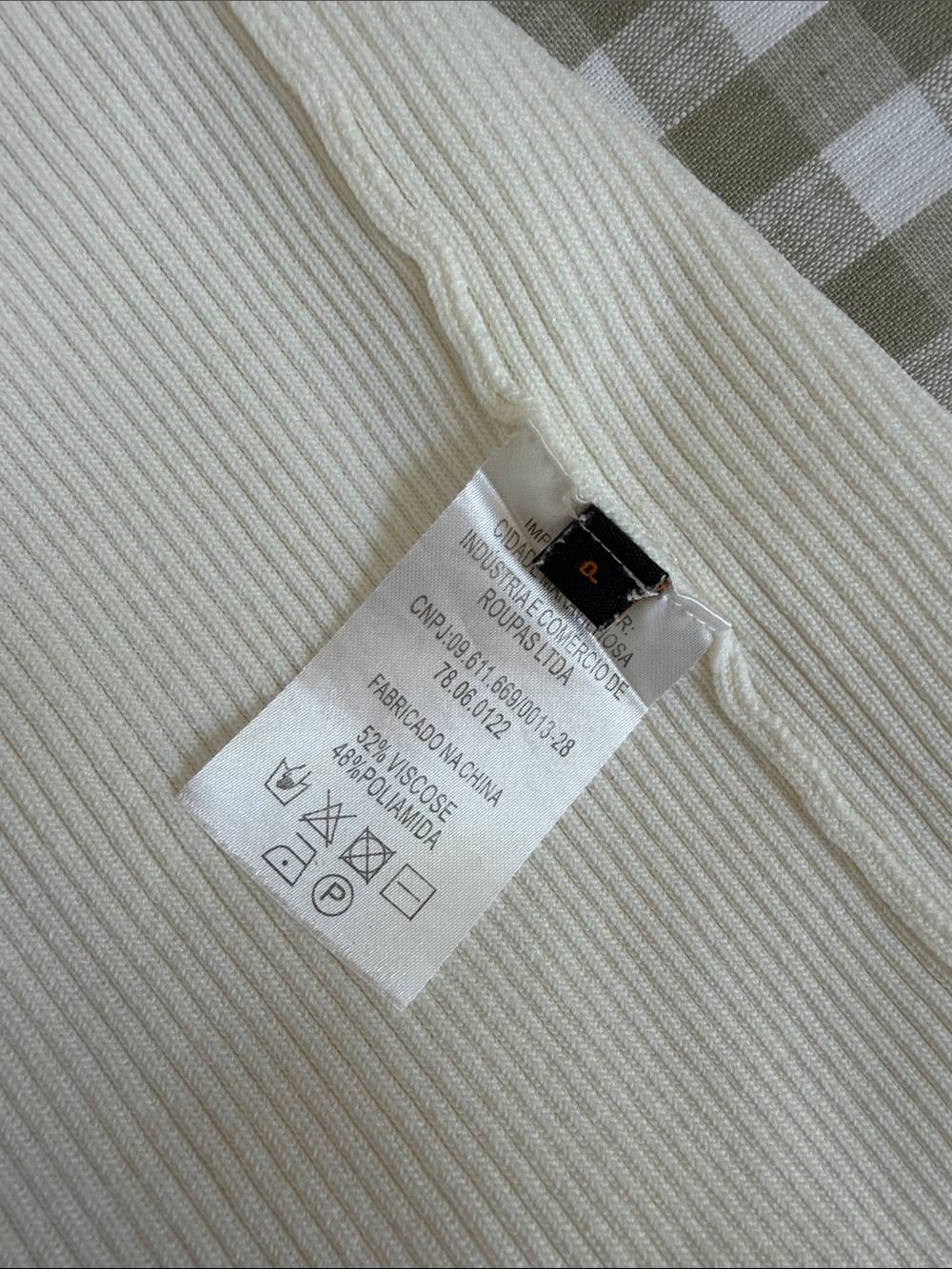 Animale Cream Ribbed High-Neck Tank Top - Picture 7 of 7